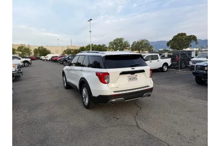 $33800 : Ford Explorer 2023 Limited 4 image 4