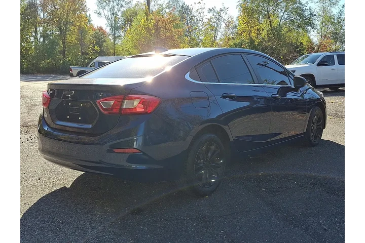 $14997 : Chevrolet Cruze 2019 LT 4dr image 5