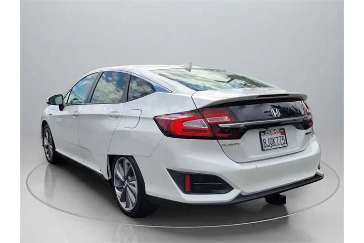 $12495 : Honda Clarity Plug-In Hybrid image 5