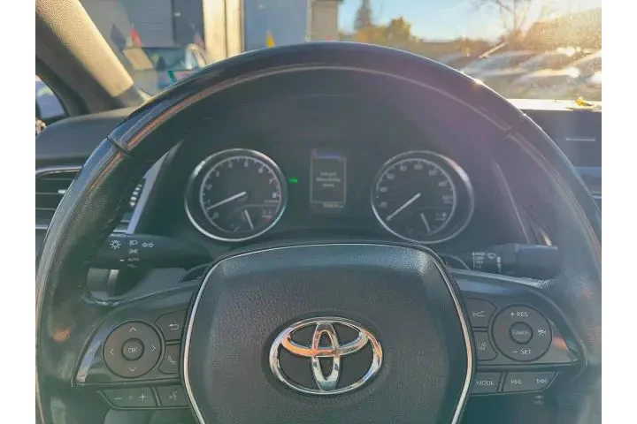 2019 TOYOTA CAMRY2019 TOYOTA image 8