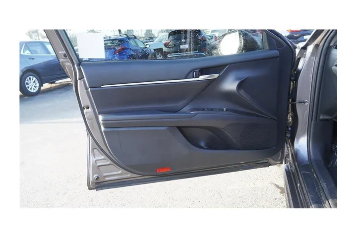 $26877 : 2025 Camry SE Sedan 4D image 10