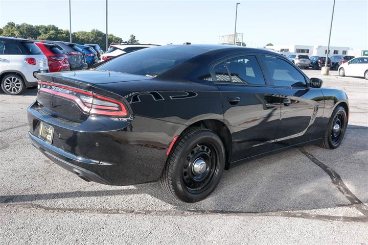 $18949 : 2018 Charger Police image 4