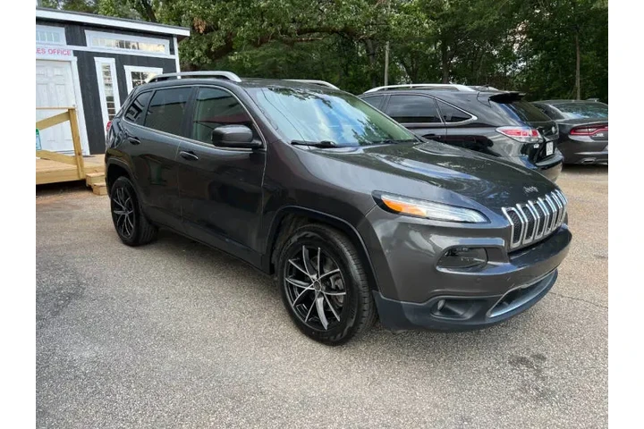 $9999 : 2015 Cherokee Limited image 4