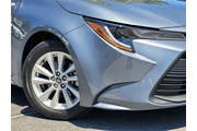 $22599 : Gold Certified2024 Corolla LE thumbnail