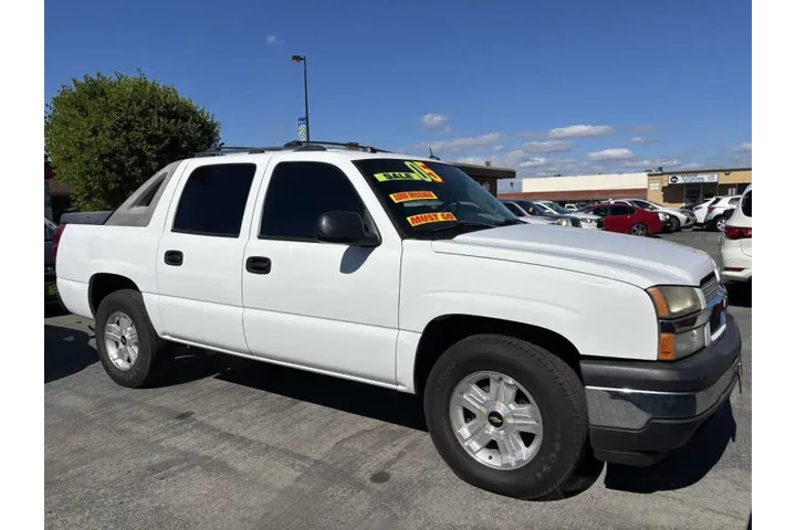 $7999 : 2005 Avalanche 1500 LS image 4
