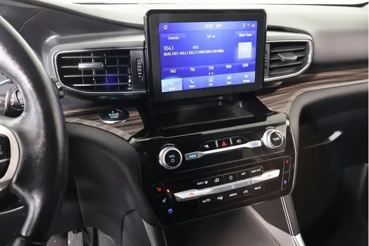 $26025 : Ford Explorer 2021 Limited 4 image 5