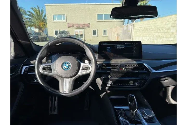 $38998 : BMW 5 Series 2023 530e 4dr S image 10
