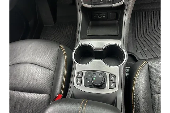 $28406 : GMC Terrain 2024 AWD AT4 4dr image 10