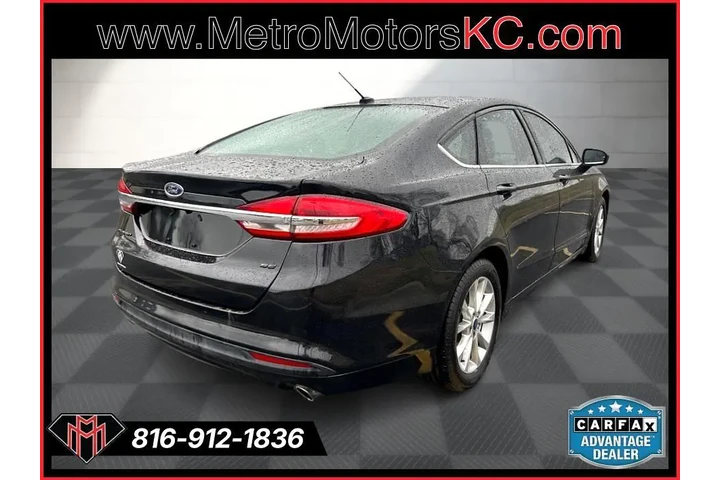 $15989 : 2017 Fusion SE FWD image 5