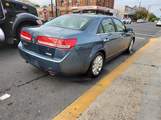 2012 MKZ Hybrid Sedan image 5