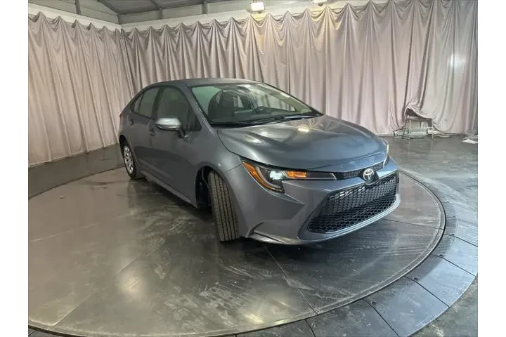 $19699 : Toyota Corolla 2024 LE 4dr S image 3