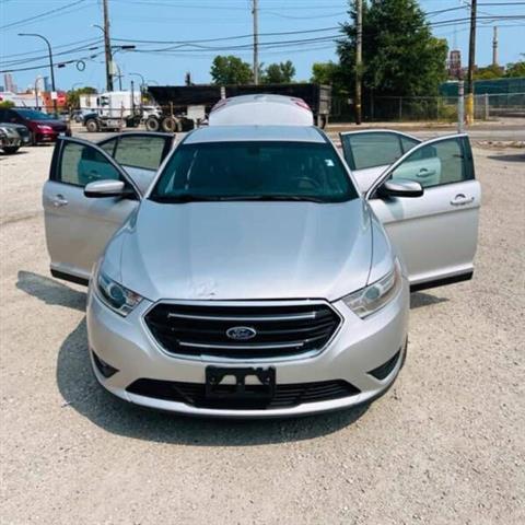 $8900 : 2016 Taurus SEL image 8