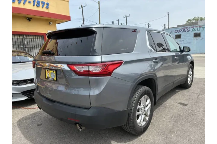 2018 Traverse LS image 5