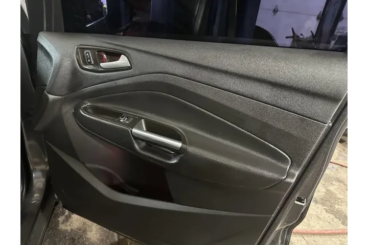 $7999 : 2016 Escape Titanium image 6