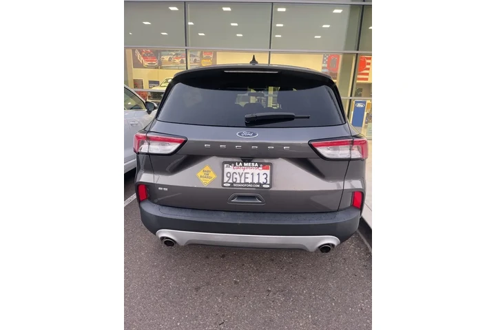 $20900 : Ford Escape 2022 SE 4dr SUV image 5