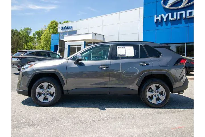$27692 : Toyota RAV4 Hybrid 2022 AWD image 8