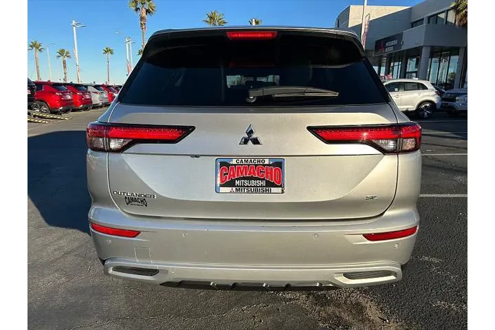 $24995 : Mitsubishi Outlander 2024 AW image 8
