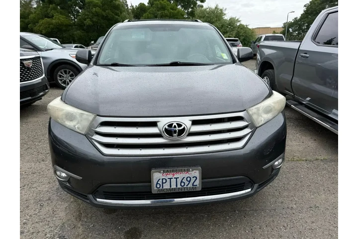 $10000 : Toyota Highlander 2011 AWD B image 9