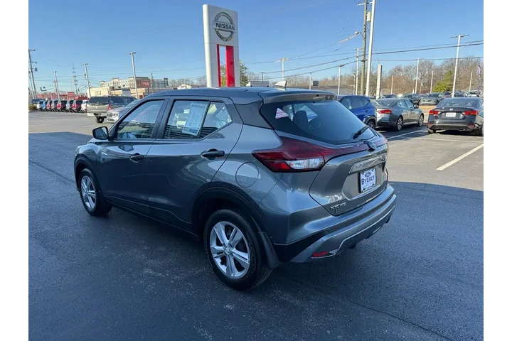$22995 : Nissan Kicks Play 2025 S 4dr image 4