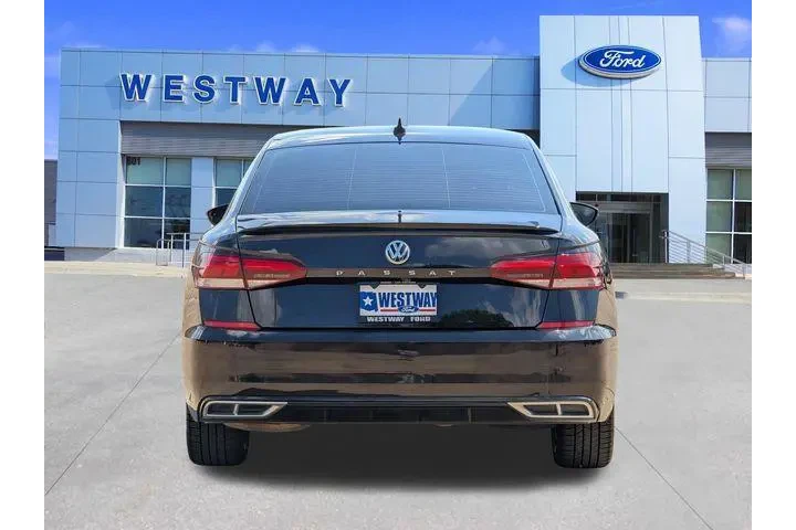 $19244 : Volkswagen Passat 2020 R-Lin image 4
