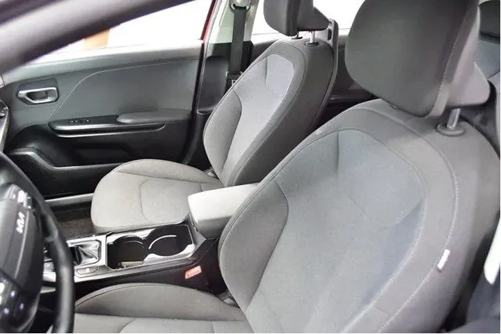 $19994 : Kia K4 2025 LXS 4dr Sedan image 9