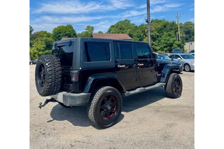 $12900 : 2012 Wrangler Unlimited Sahara image 4