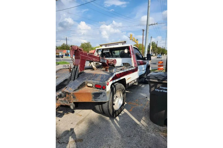 $9995 : 1994 CHEVROLET 3500 REGULAR C image 5