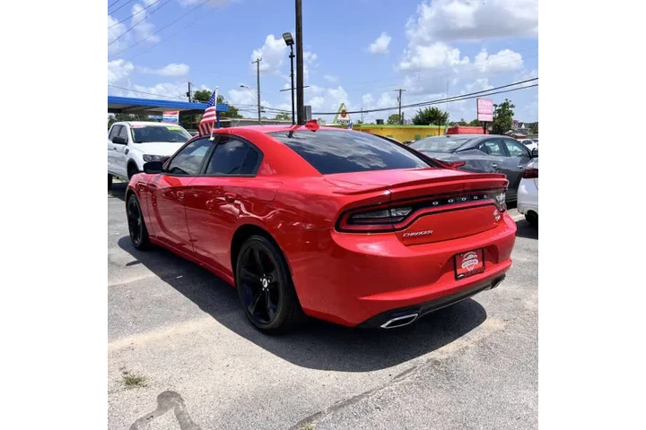 $18499 : 2018 Charger R/T image 9