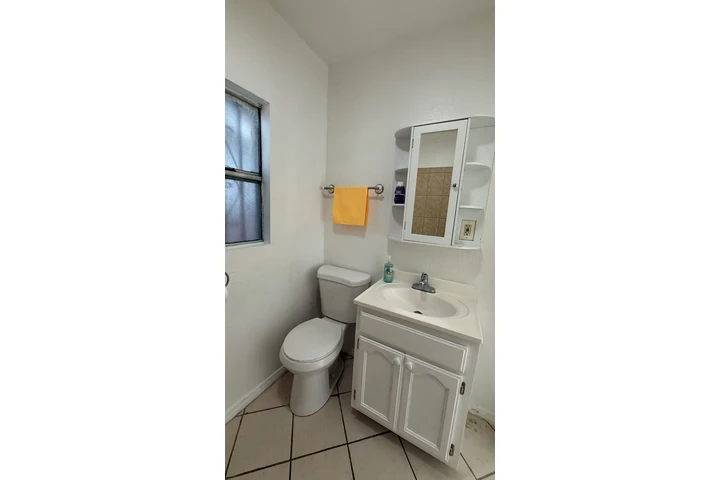 $1750 : RENTO UNIDAD DE UNA RECAMARA image 9