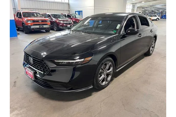 $23939 : Honda Accord 2023 image 7