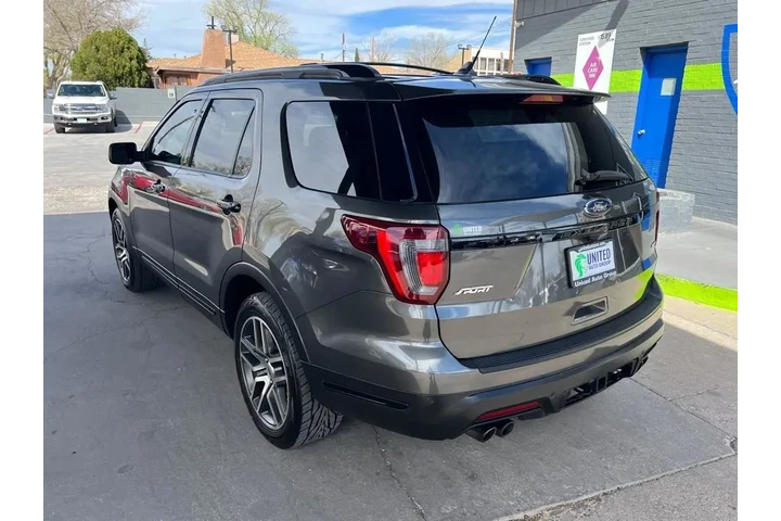 2019 Explorer Sport 4WD image 7