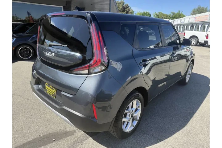 $14450 : 2023 Soul LX image 8