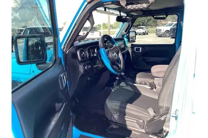 $24010 : Jeep Wrangler Unlimited 2021 image 3