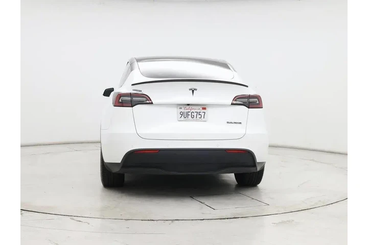 $33998 : Tesla Model Y 2022 AWD Long image 6