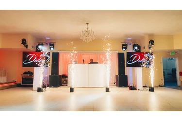 🎧 DJ Karisma 🎶 en Los Angeles