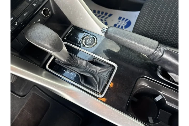 $22449 : Mitsubishi Eclipse Cross 202 image 8