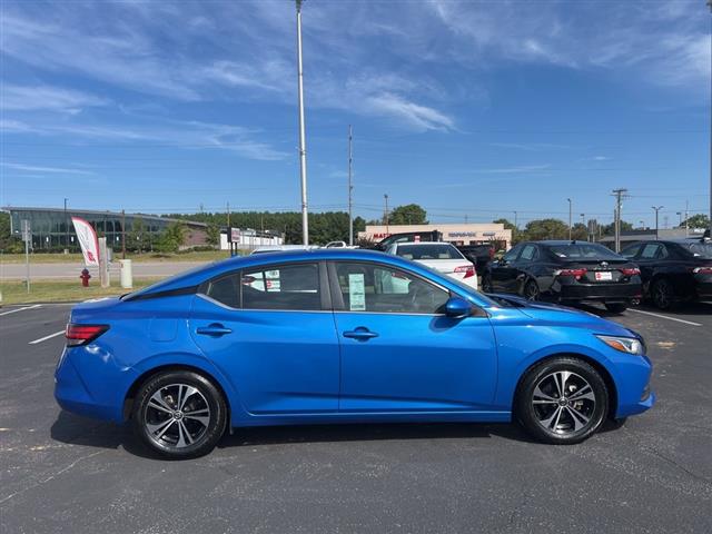 $17991 : PRE-OWNED 2021 NISSAN SENTRA image 8