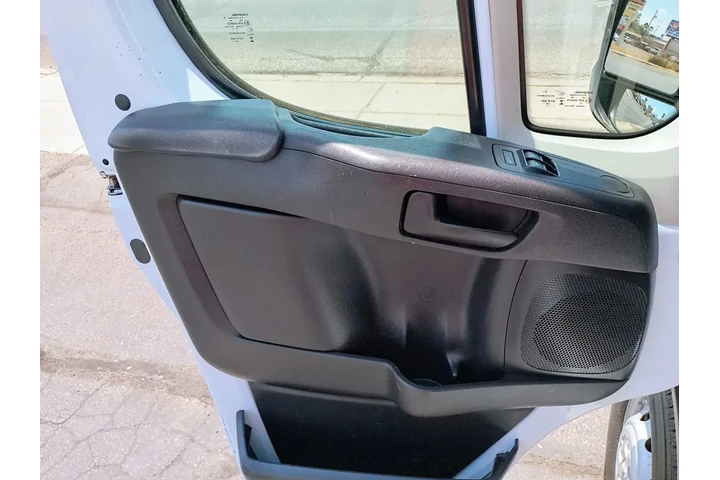 $16995 : 2017 RAM PROMASTER CARGO VAN image 8