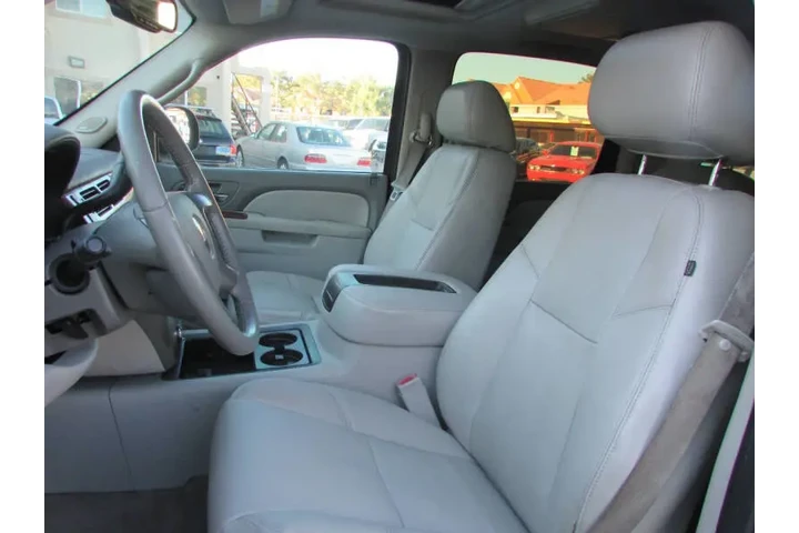 $8995 : 2010 GMC Yukon XL SLT image 10
