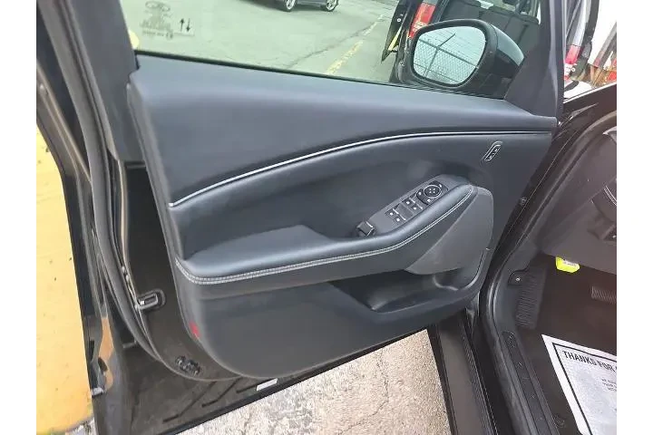 $22999 : Ford Mustang Mach-E 2023 Sel image 9