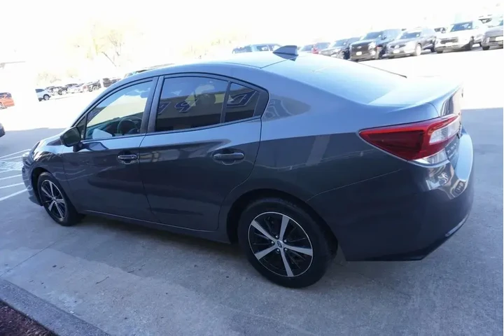 $17988 : Subaru Impreza 2021 AWD Prem image 4