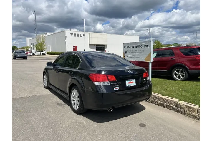 $5990 : 2010 Legacy 3.6R Premium image 4