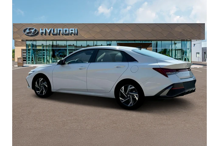 $24960 : Hyundai ELANTRA Hybrid 2025 image 4