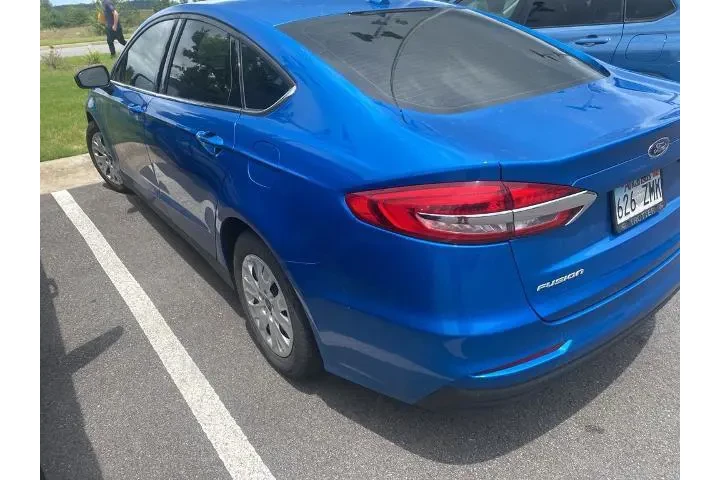 $11997 : Ford Fusion 2020 S 4dr Sedan image 9