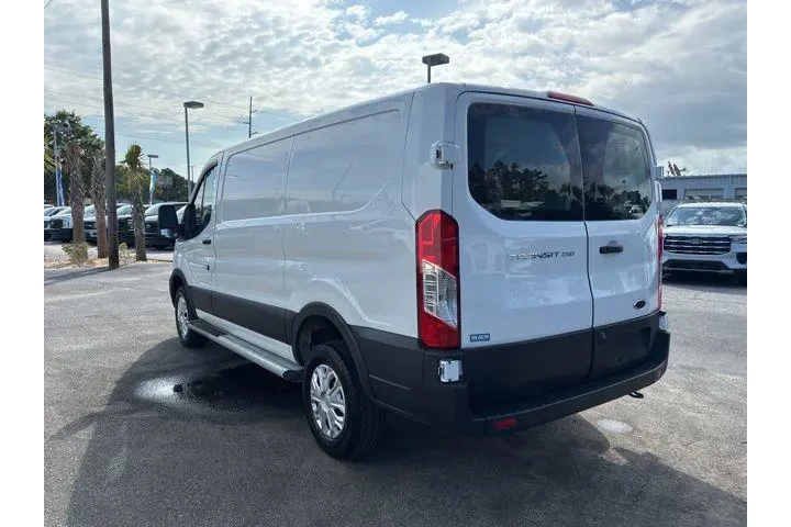 $39743 : Ford Transit 2025 250 3dr LW image 5