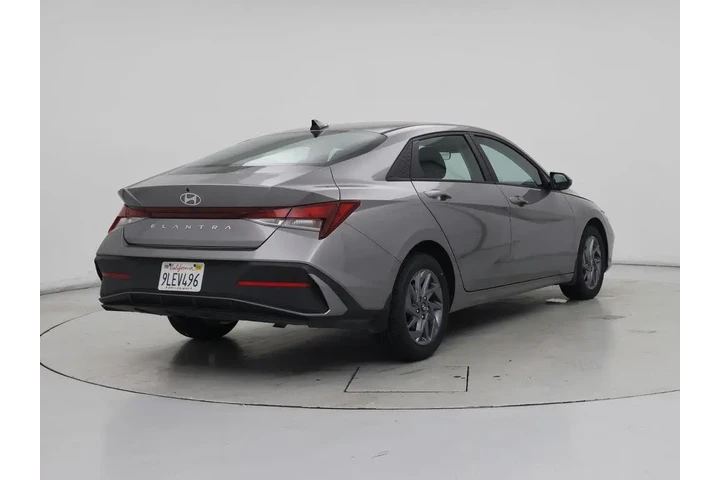 $20998 : Hyundai ELANTRA 2024 SEL 4dr image 8