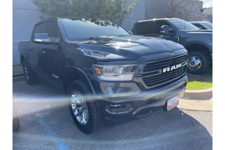 $31300 : Ram 1500 2020 4x4 Laramie 4d image 4