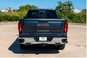 $34365 : GMC Sierra 1500 2020 4x4 SLT thumbnail