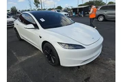 $31990 : Tesla Model 3 2024 Long Rang thumbnail