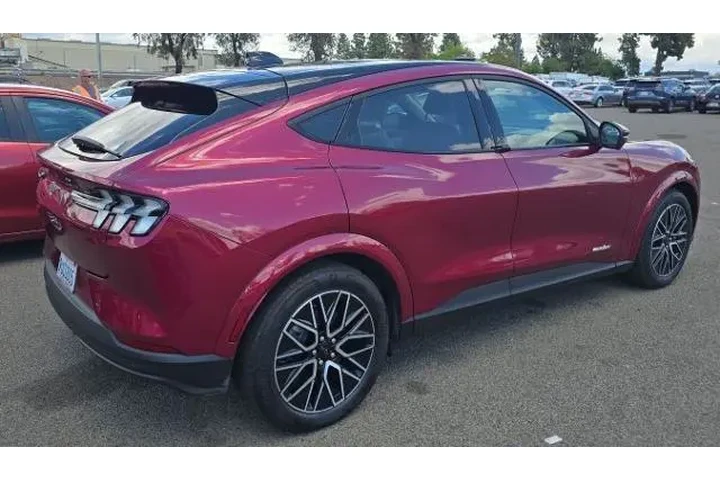 $38800 : Ford Mustang Mach-E 2025 Pre image 2